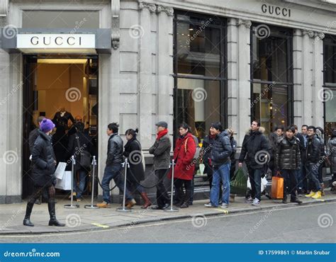 gucci boxing day sale canada|Gucci official website.